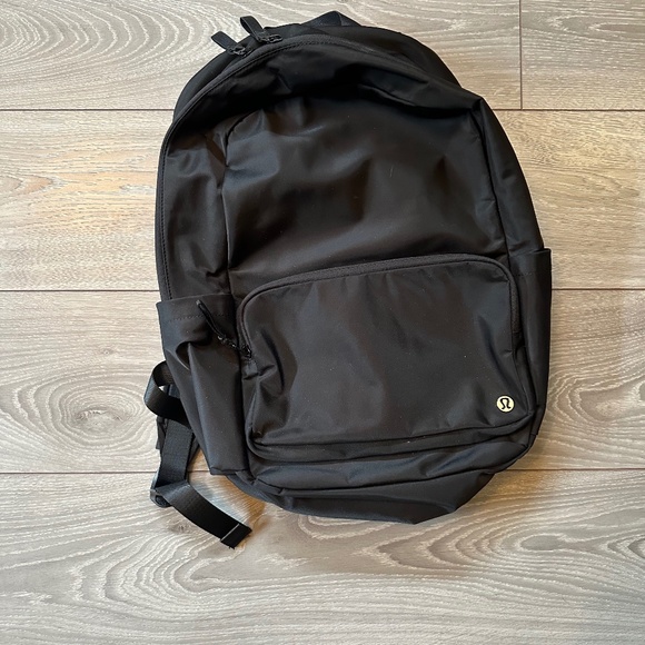 lululemon athletica Other - Lululemon Everywhere Backpack 22L
